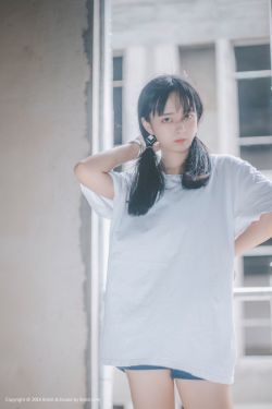 浴室少女20天恐怖图片